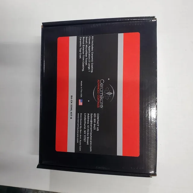 BEN-AMI: Ceramic Coating (30 ML), Ceramic Top Coat (5 OZ), Gloves, 2 Applicator, Towel and Bonus Exterior Trim Wipe.